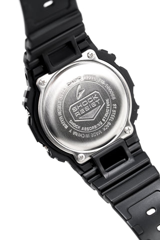 Casio G-Shock Herrenuhr Schwarz auf Schwarz DW-5600BB-1DR 