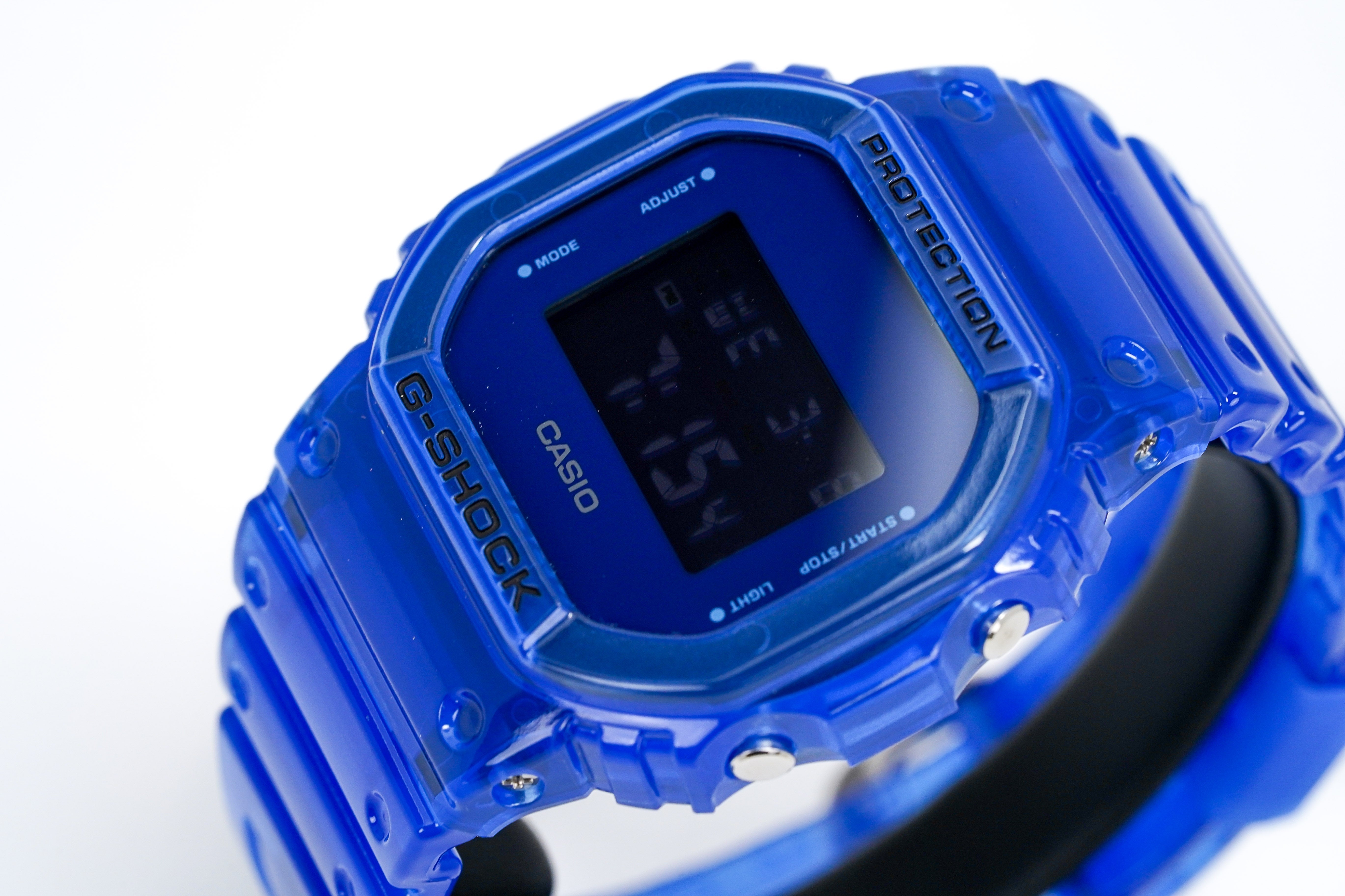 Orologio Casio G-Shock da uomo blu traslucido DW-5600SB-2DR 