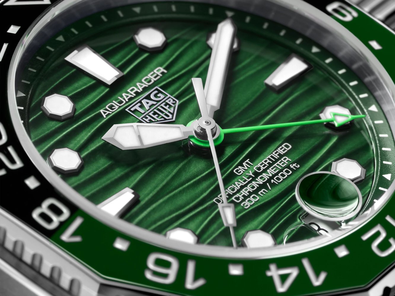 TAG Heuer Aquaracer Professional 300 GMT Bracelet