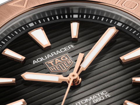 TAG Heuer Aquaracer Professional 200