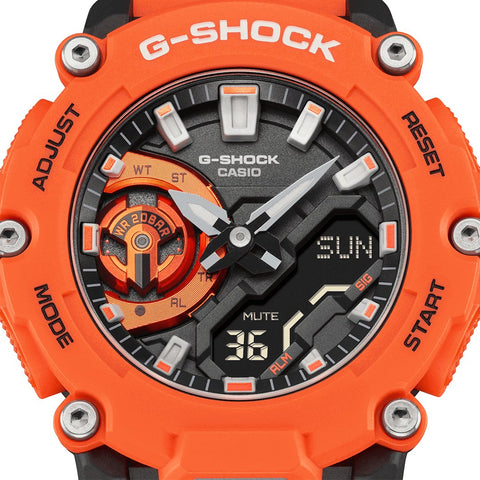 Casio G-Shock – orangefarbene Herrenuhr GA-2200M-4AER