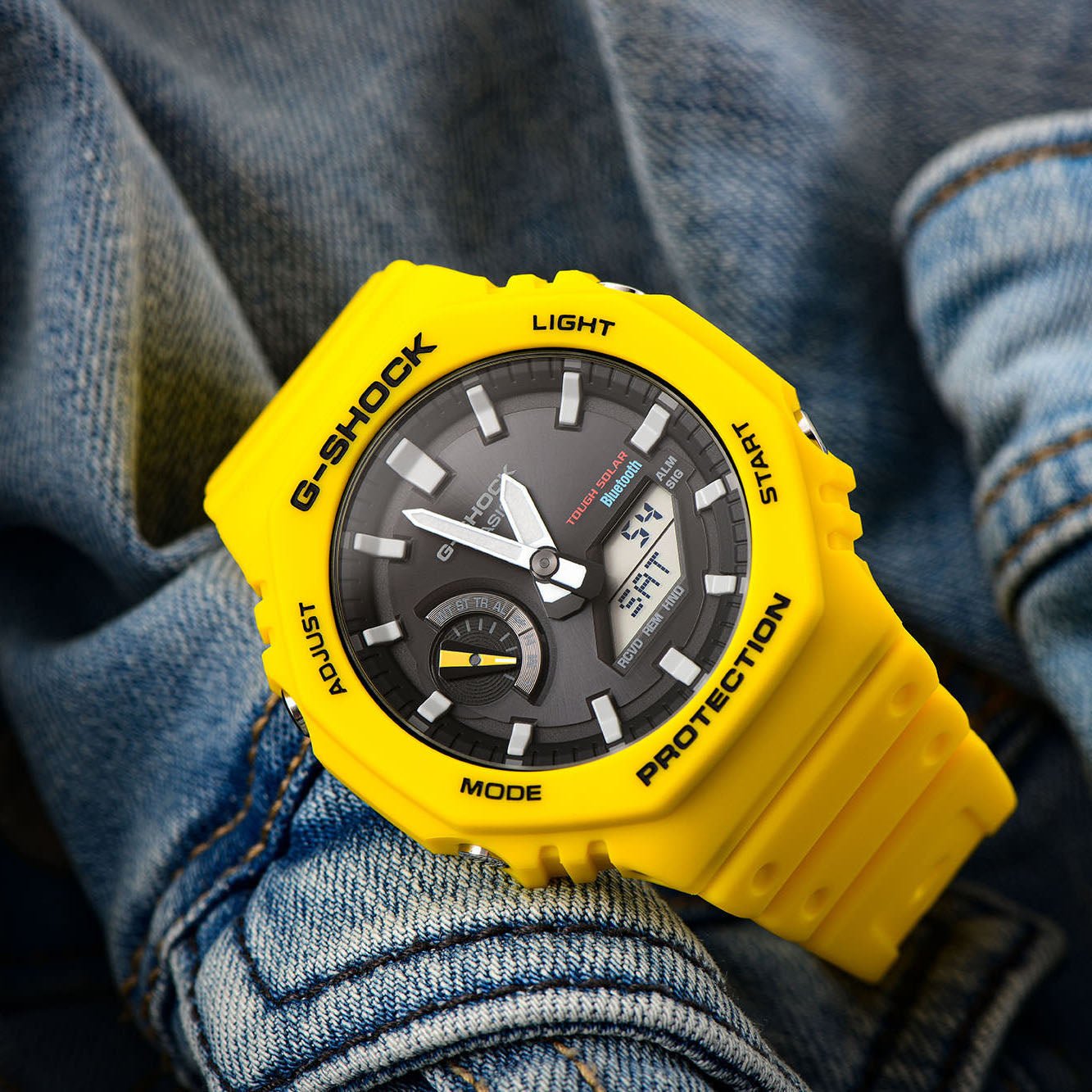 Orologio Casio G-Shock da uomo giallo GA-B2100C-9AER 