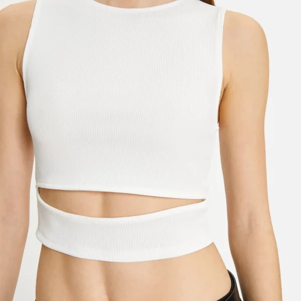 Short-Fit Sporty Round Neck T-shirt - White - alternate view