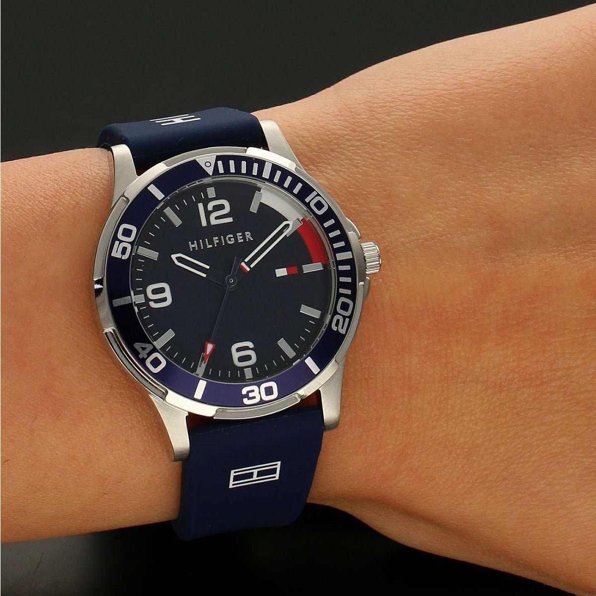 Tommy Hilfiger Youth 172 0016 - Image 4