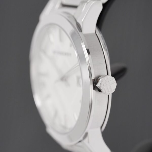 Montre homme Burberry The City en acier à carreaux gravés BU9037 - alternate view