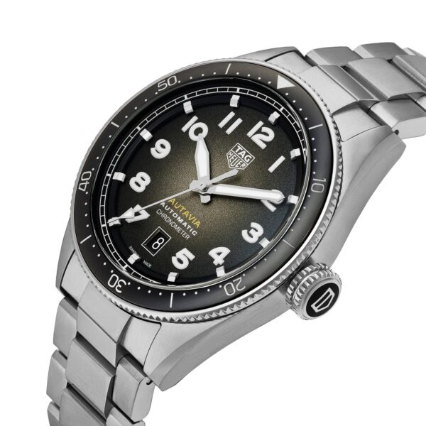 Tag Heuer Autavia Automatic Chronometer Mens Watch - alternate view