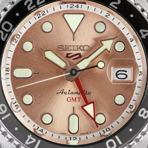 Montre automatique pour homme Seiko 5 Sports SSK043K1 Édition Limitée - alternate view